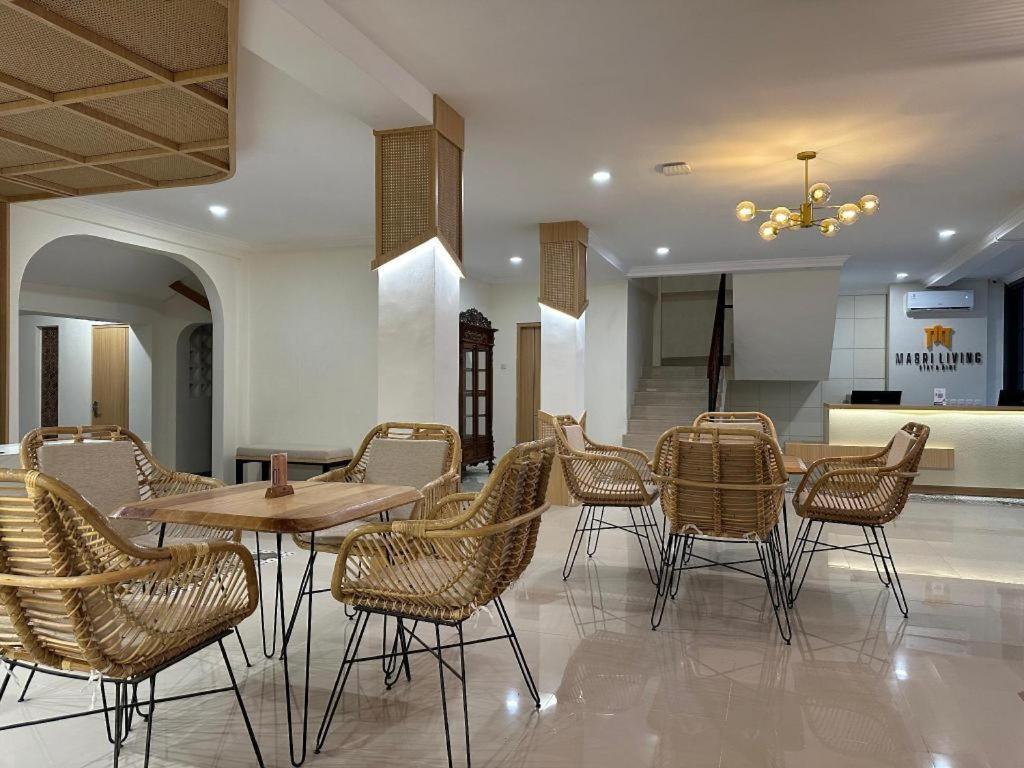 Hotel Masri Living By Daphna International Kejayan Exteriér fotografie